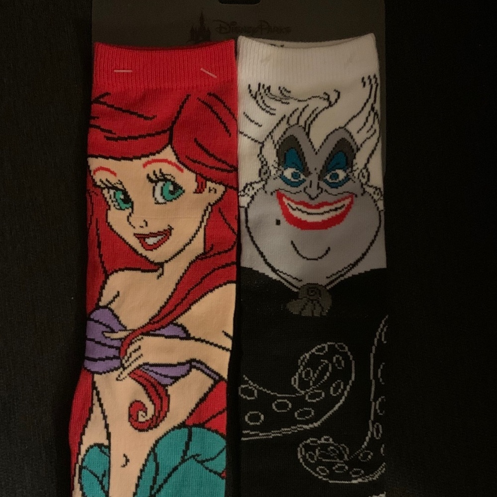 Little mermaid/ Ursula socks